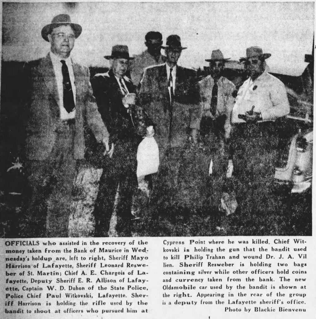 Newspaper photo from the February 18, 1954, edition of the Abbeville Meridional. Bank robbery in Maurice.